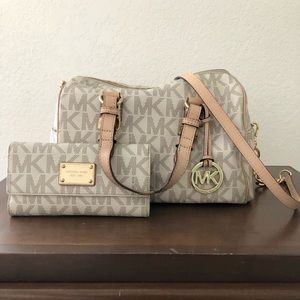 MK purse that was used for a month.